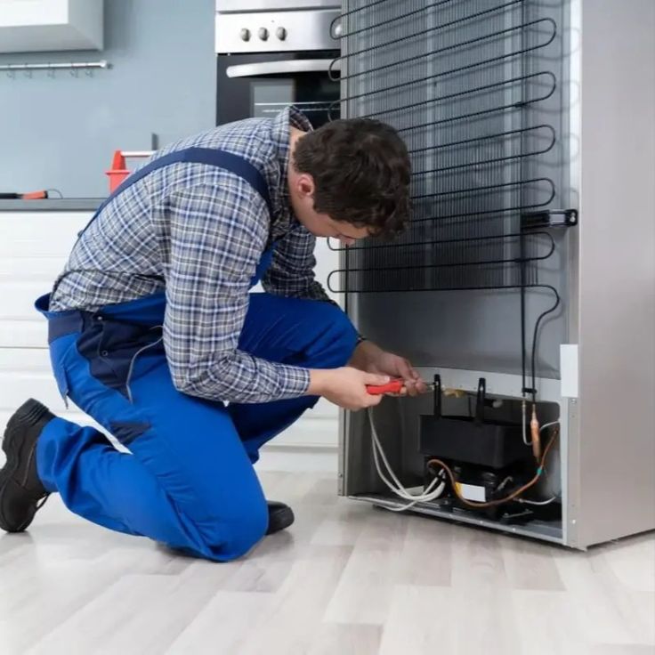 Refrigerator repair service